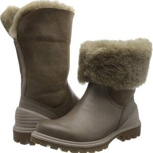 ECCO Women's Tredtray Pull On Leather Boot